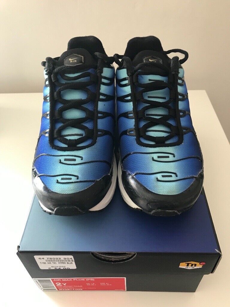 boys nike tn trainers